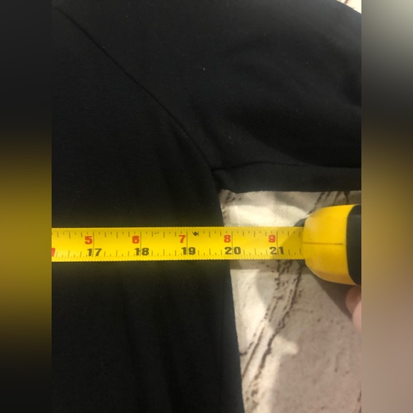 🔥Beautiful Soft Long Sleeves🔥Measurements in Pics🔥 - Picture 7 of 12